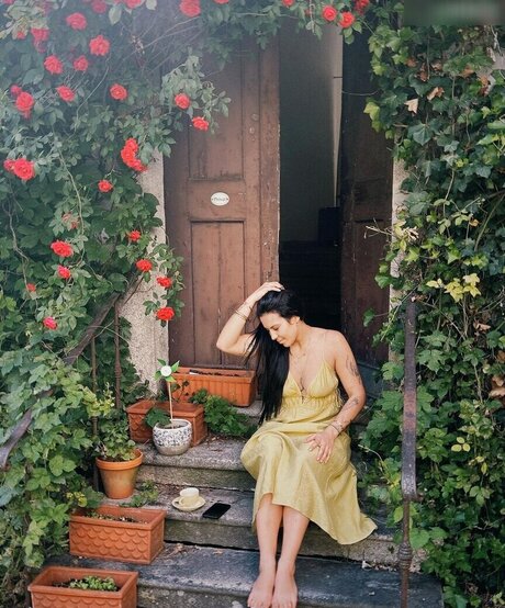 Vendewaa star nude galleries