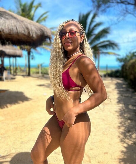 Lorrane Dos Santos star nudes gallery