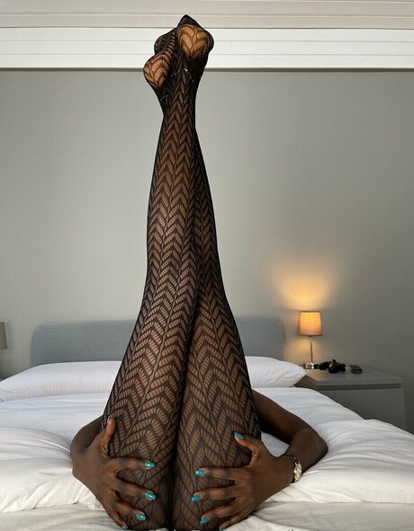 Letisweeetz xxx model galleries