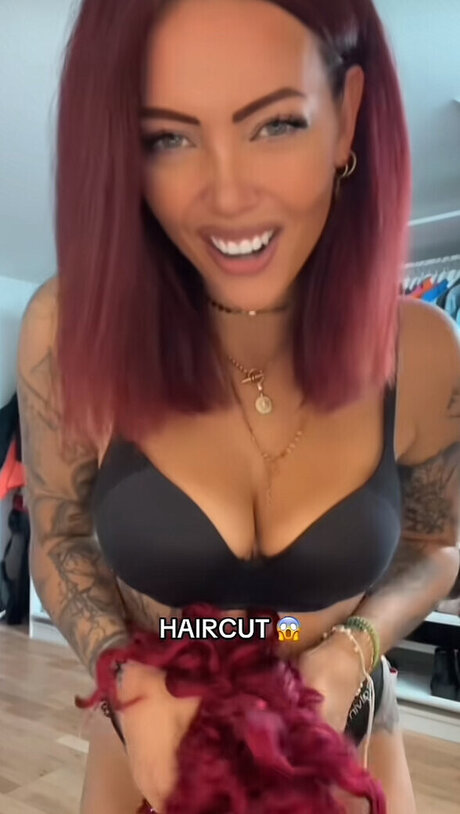 Aline Jost Diraimondo art model picture