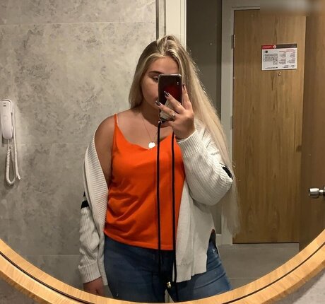 Wollnys nudes star photos