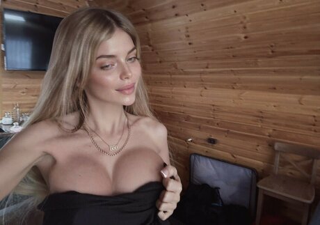 mini lutcifer pornstar hd photos