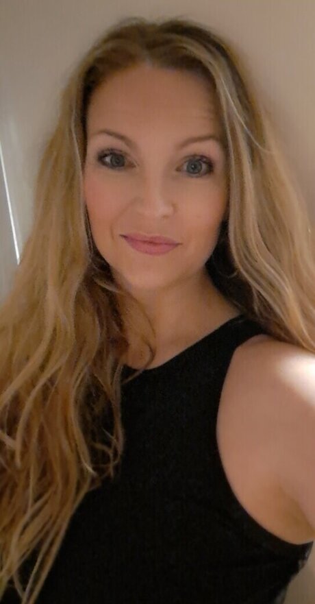 helouise1111 high quality actress photos