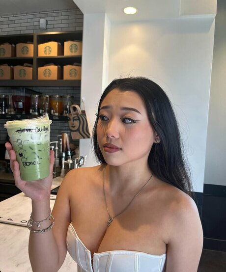 Katelyn Young exclusive model pictures