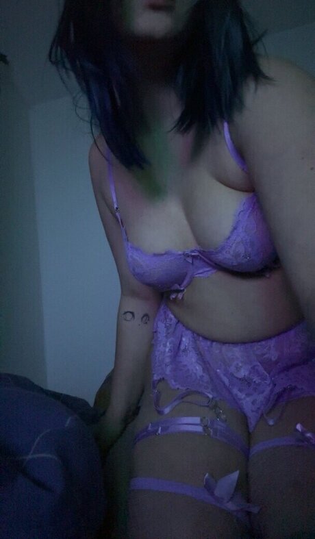 Kiwiimoon pornstar naked images