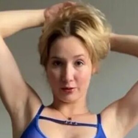 Lizz Elisabeth naked star photos