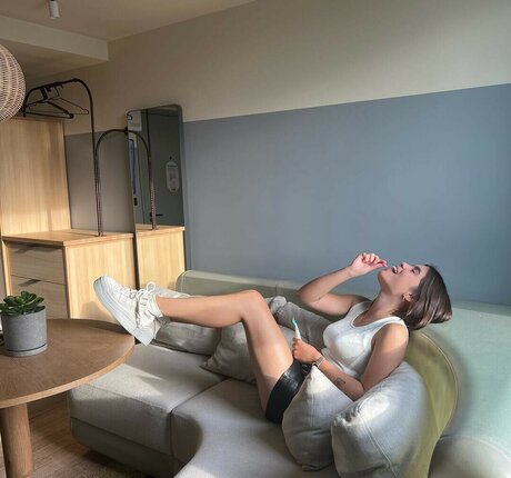 Molly Gallagher nudes model photos