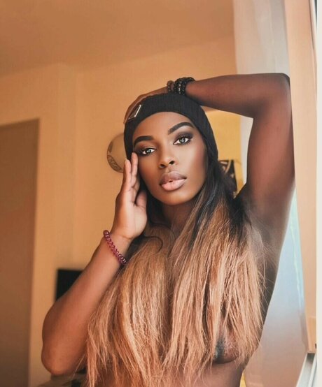 fsemelagne sex pornstar photo