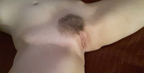 Riley Ramone sexy actress pics