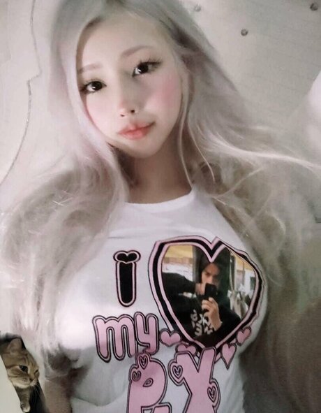 Globoib Hotvirgin hd star images