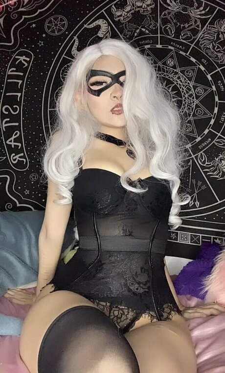 Ahzael star erotic picture