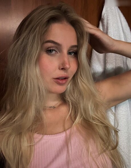 Cirizzle pornstar free photos