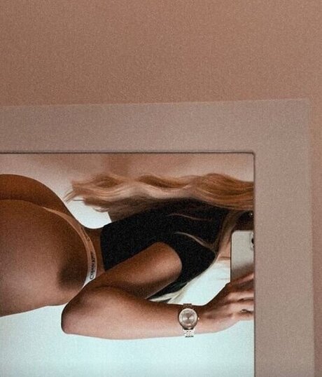 Dana Kufner beautiful model pic