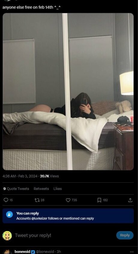 luvkeizer sexy actress photo