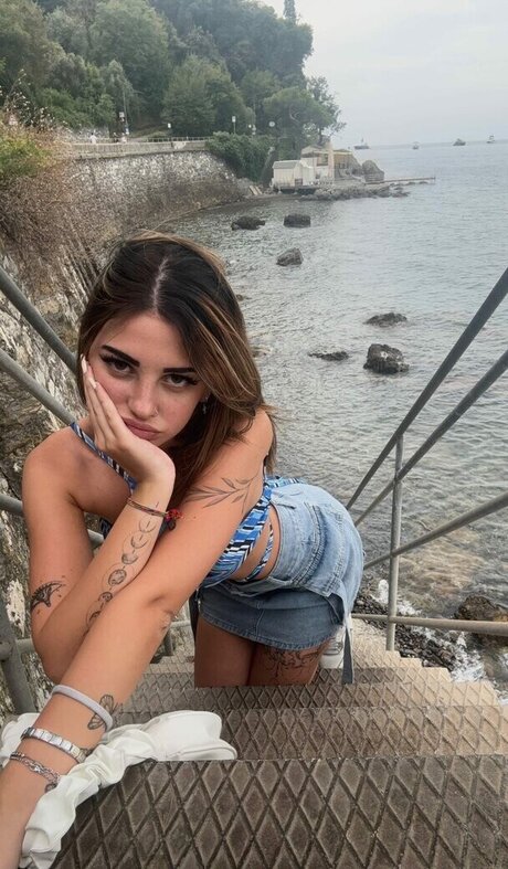 Luna Bufo pornstar sexy image