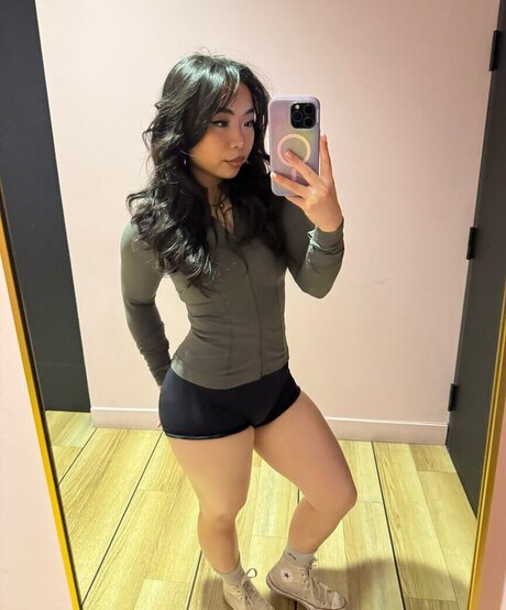 lilbignanc fit naked pornstar images