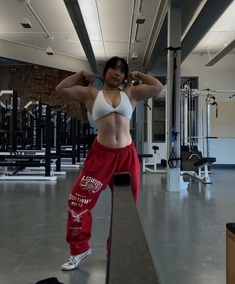 lilbignanc fit pornstar sexy pics