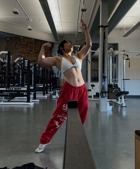 lilbignanc fit nude actress photo