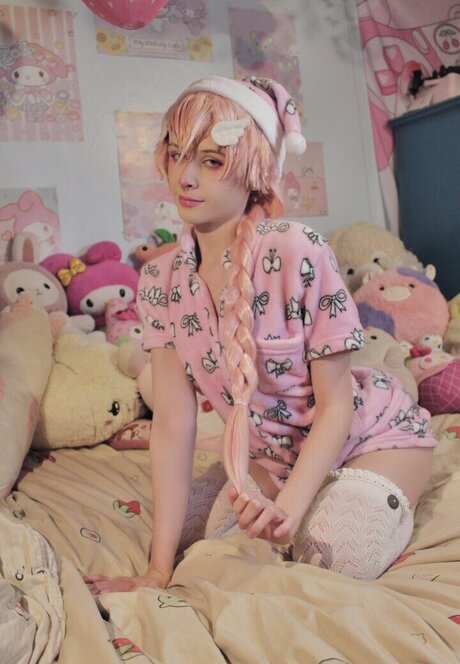 Strawbabyboy pornstar exclusive pics