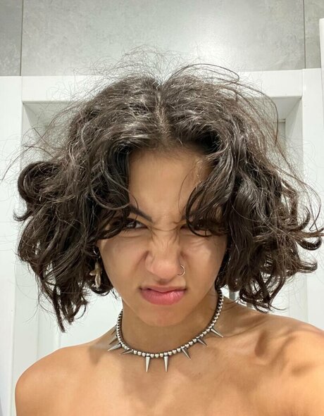 Yashankulova xxx pornstar gallery