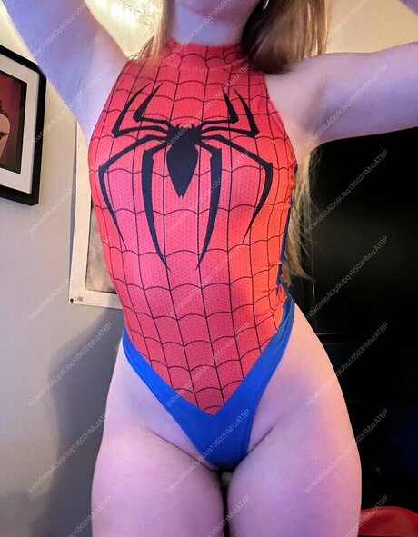 Bailey Hurley hd model pic