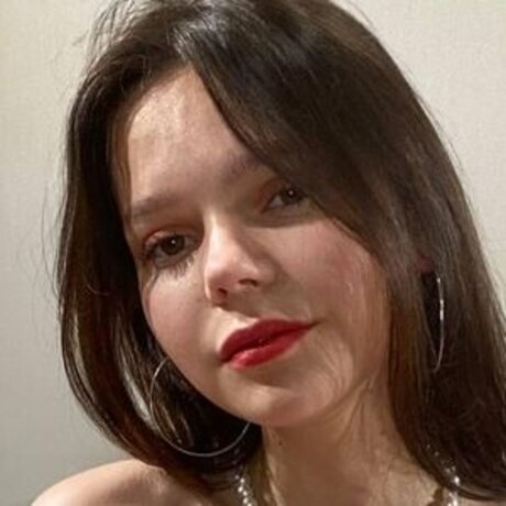 Serene Sparkle model free images