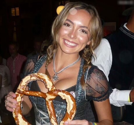 BrieWallz sex star photo