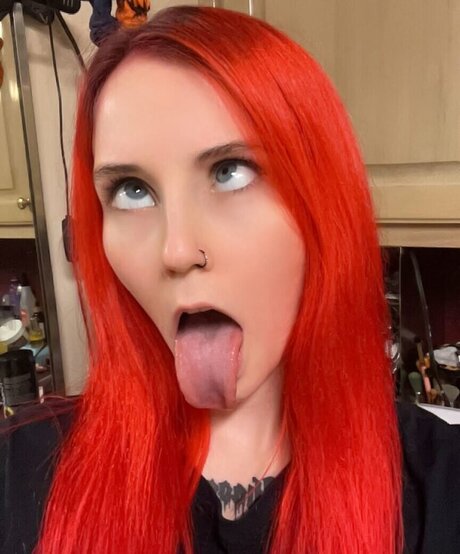 Carrie Cannie free model pictures