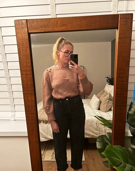 catraises adult star images