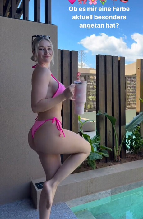 Alina Ristenpart naked pornstar img