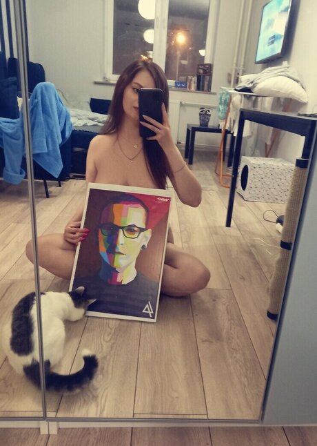 Zhukovachris pornographic model pics