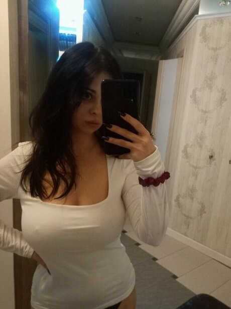 Zhukovachris nice pornstar pic