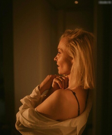 Janin Ullmann free model galleries