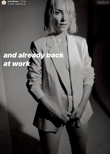 bodybuilder nude onlyfans porn picture