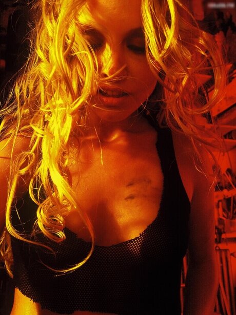 Janin Ullmann hd actress photo