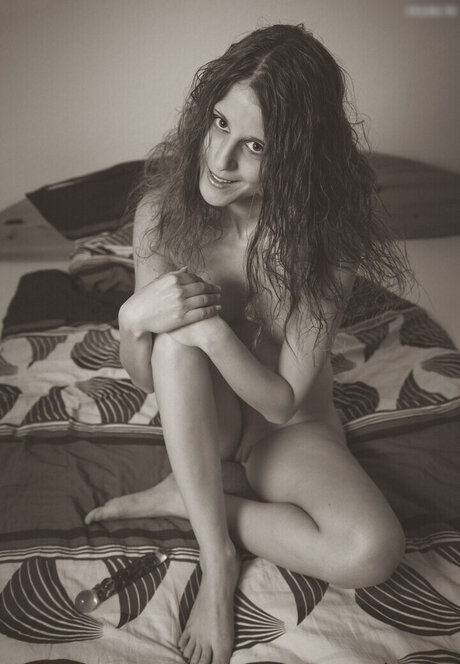 Jennifer Jacques model naked images