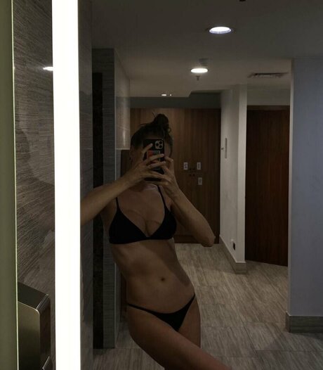 Yapishukino pornographic star archive