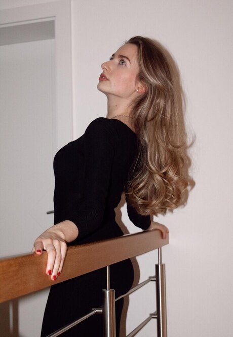 Empresslaurasophie pretty pornstar img