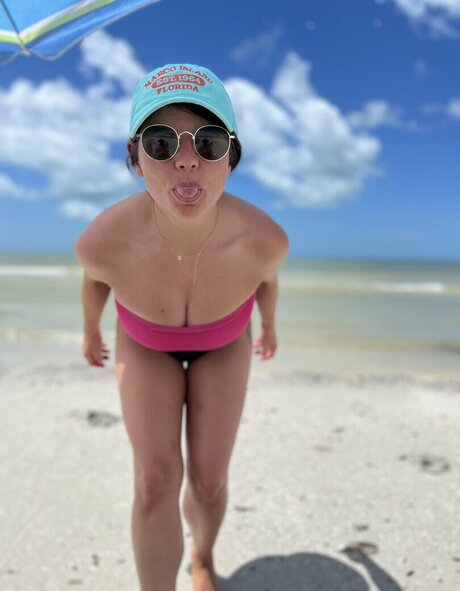 Yohosamm star sexy pic