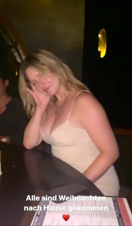 KellyMissesvlog model hd galleries