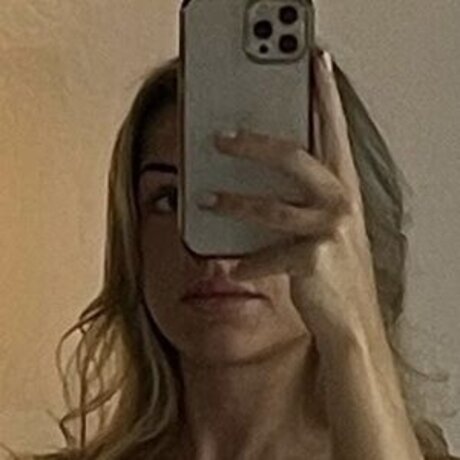 Leonie brrr free star pic