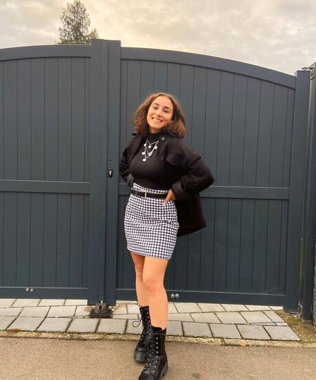 Joanachlips hot pornstar image