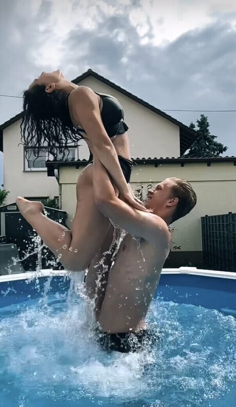 Joanachlips pretty actress photos