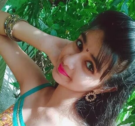 Aishwarya Harishankar pretty model galleries