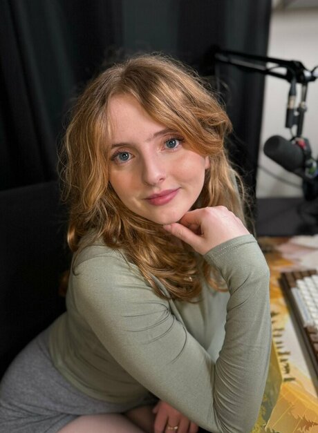 Krysttl high quality actress galleries