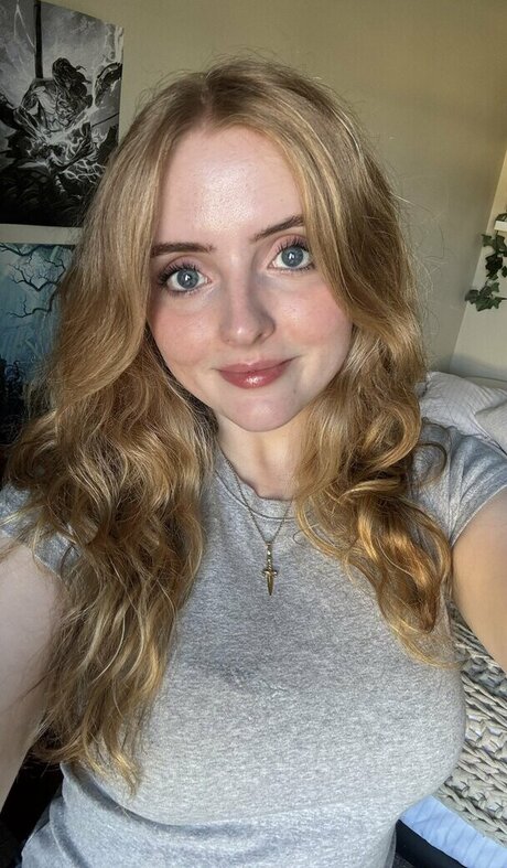 Krysttl model pretty photo