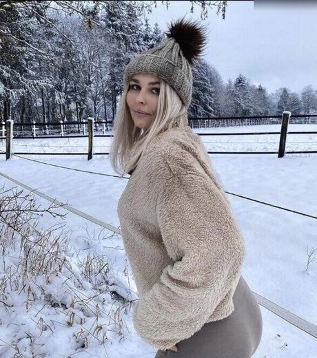 Jana Riva erotic model img