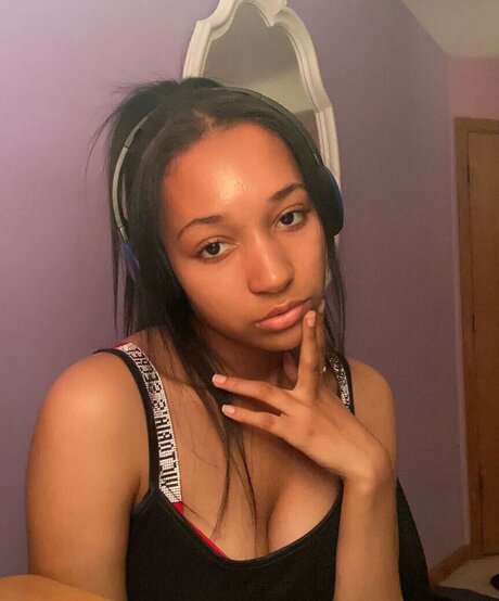 Ari Leigh Brown best pornstar gallery