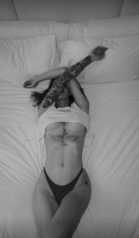 Harrison cheyne free actress pics