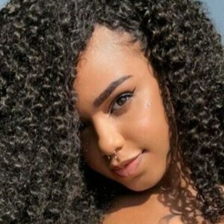 Paola Dantas nude star pictures